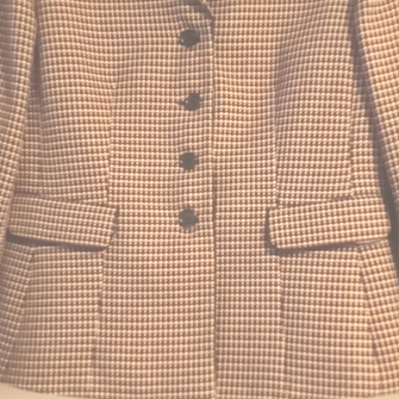 Le Suit Petite Houndstooth Pattern Jacket in Size 10P - Picture 3 of 7